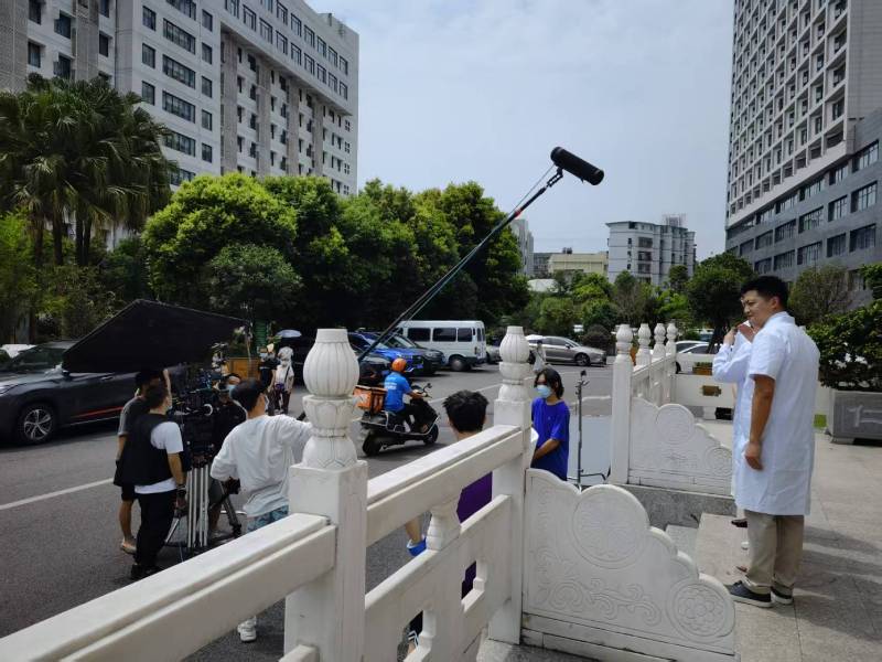 白银区广告片拍摄公司低成本实现高规格制作的诀窍